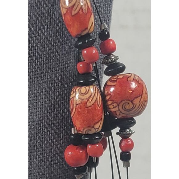 Black Red 6 Strand Wooden Floral Design Beads Pewter Spacers 8" Necklace - Picture 2 of 5
